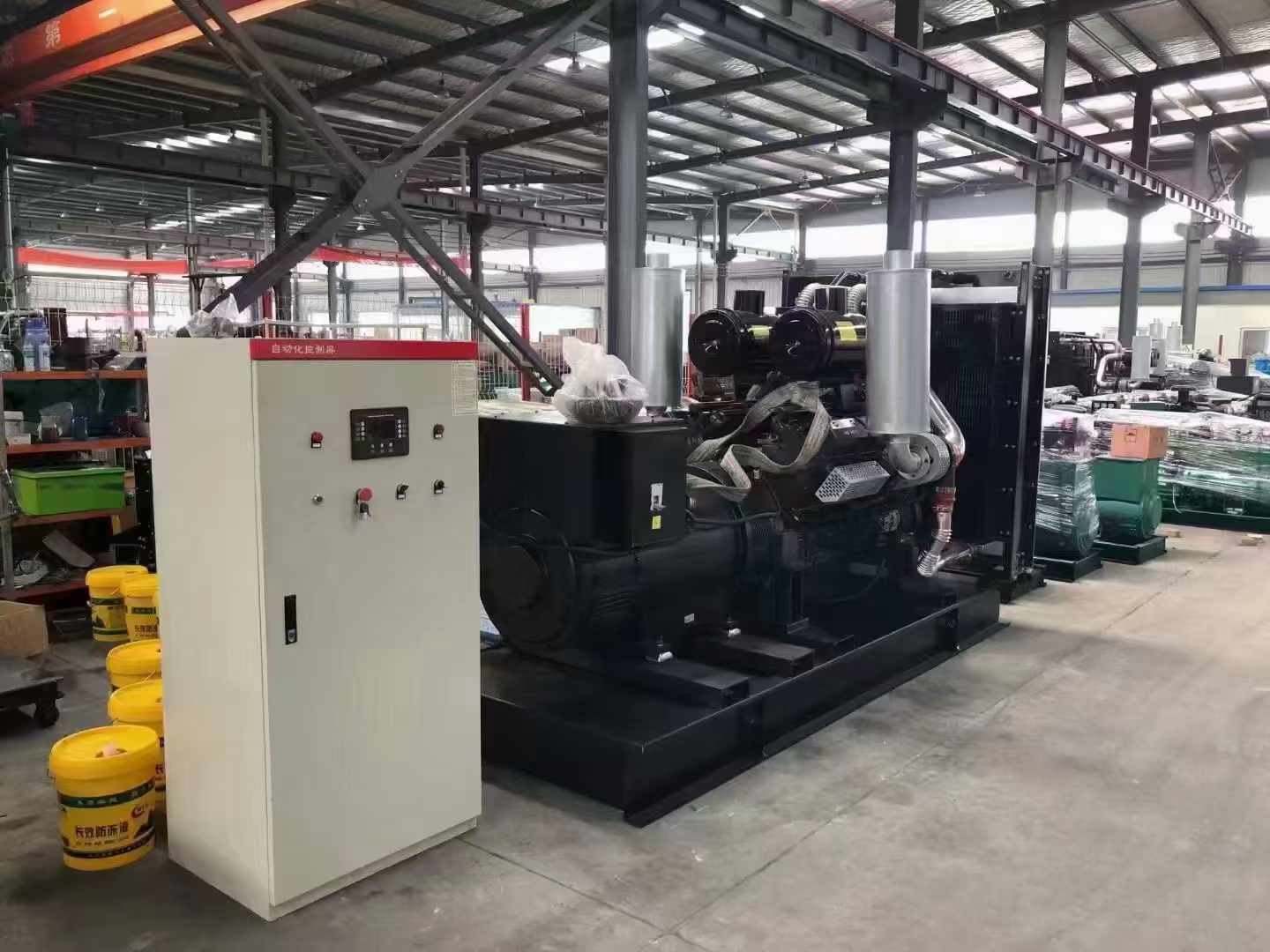 中山发电机2000kVA 负载需要多大的电缆？